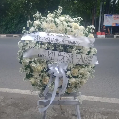Karangan Bunga Standing di Jakarta Timur​6